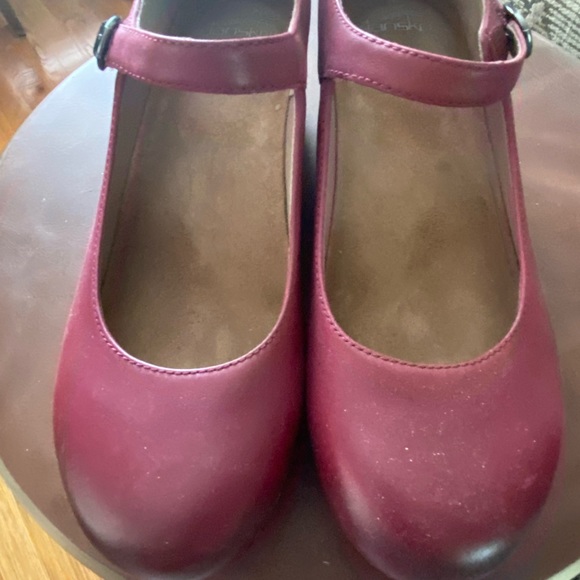 Red Maryjane Dansko, size 41 - Picture 4 of 6